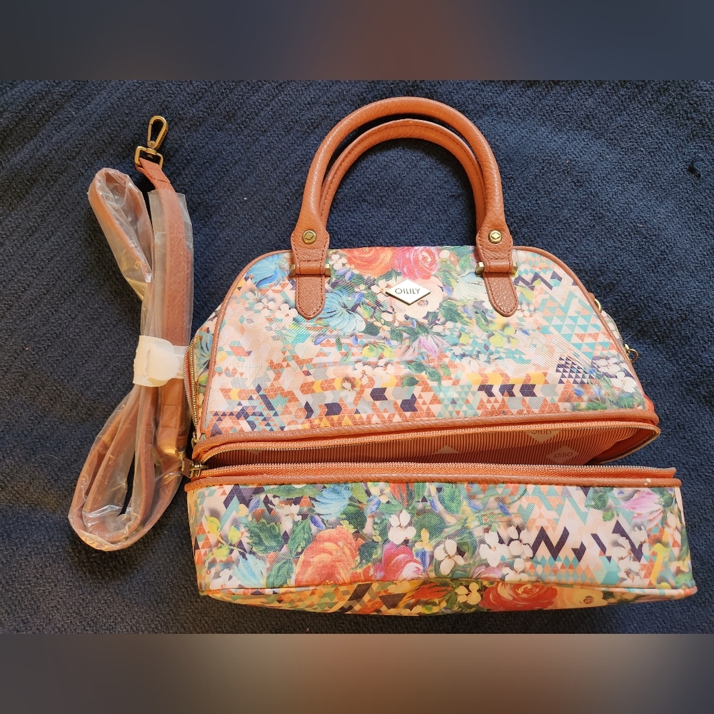 NWOT - Oilily Floral Purse with straps and zip bottom pocket